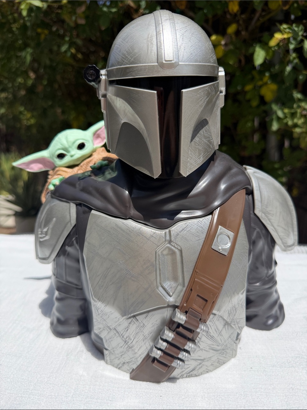 The Mandalorian & Grogu Bust Popcorn Bucket. NWOT